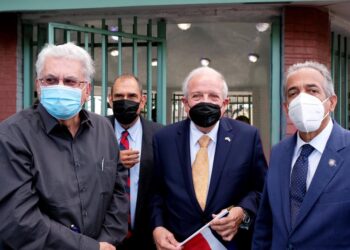 Funcionarios municipales FL felicitan a República Dominicana