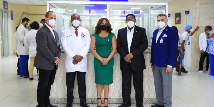 Maternidad de Los Mina reactiva todos sus servicios