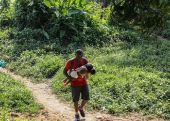 Se multiplica por quince el cruce de menores por la peligrosa selva del Darien