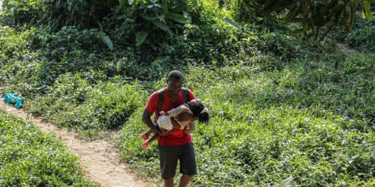 Se multiplica por quince el cruce de menores por la peligrosa selva del Darien