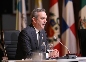 Luis Abinader en Andorra: “ Triunfaremos juntos o fracasaremos separados”