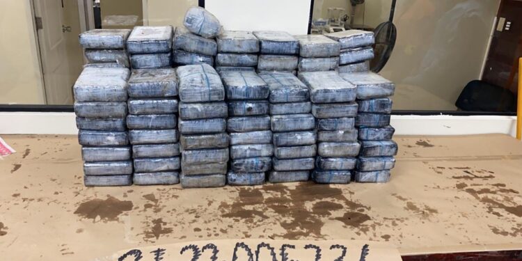 DNCD ocupa 118 kilogramos de cocaína en costa Punta Caucedo