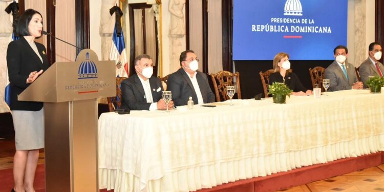 Primera dama y sector salud lanzan proyecto para la detección temprana de cáncer