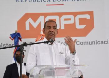 Gobierno construirá 19  retornos en la autopista Duarte.