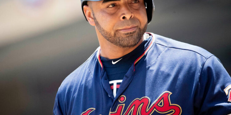 El dominicano Nelson Cruz impone respeto con su bate