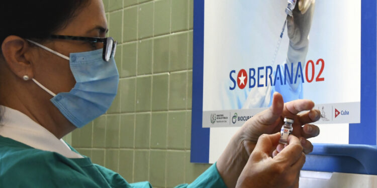 Cuba registra 854 casos y 8 muertos por COVID-19 en un día