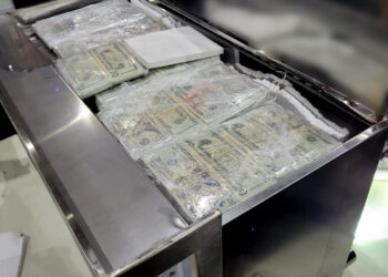 Federales en PR incautan en el ferry US$1 M  camino a RD