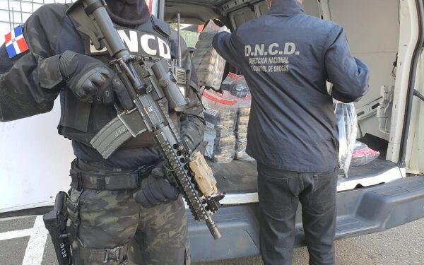 Decomisan 232 paquetes de cocaína próximo a costas del Seibo