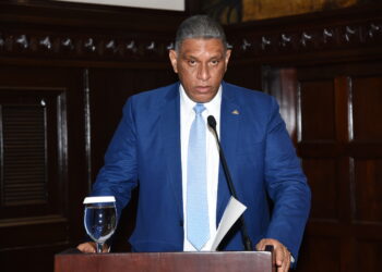 Ministro de Interior explica Plan de Seguridad Ciudadana a diputados