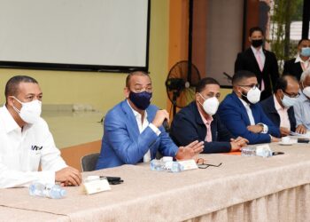 MOPC reactiva 52 proyectos por RD$6, 254 millones, paralizados desde el pasado gobierno