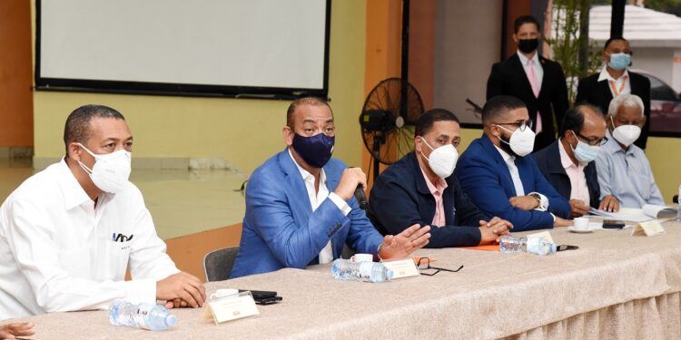 MOPC reactiva 52 proyectos por RD$6, 254 millones, paralizados desde el pasado gobierno