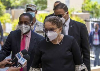 Procuradora dice PGR pone empeño en investigaciones con suficiente rigor