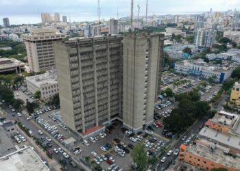 Someterán a la justicia a exfuncionarios que no devuelvan armas asignadas en 45 días.