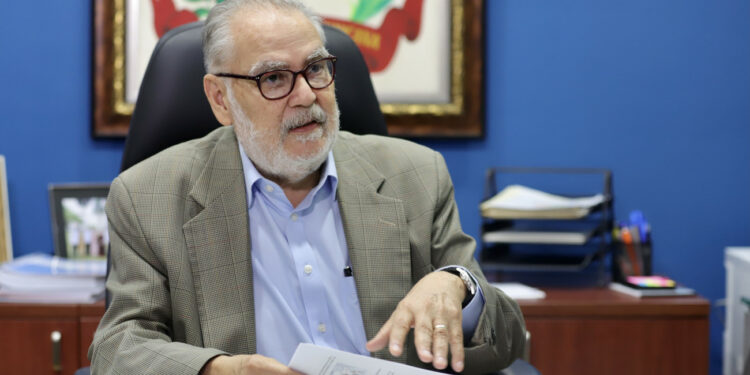 “La solución a la crisis COVID-19 no está en un solo país”, asegura Ceara Hatton