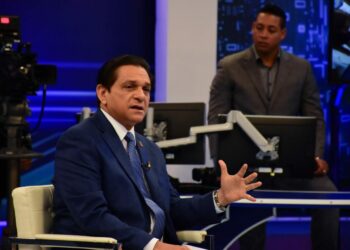 Probabilidad de contagio de una persona que se vacune y otra no vacunada