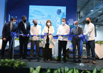 LY Company caribe inaugura nueva planta de agua en envases de carton