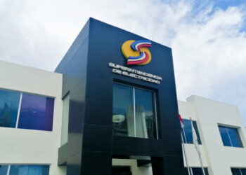 Aumento vehículos eléctricos empuja regulación  movilidad eléctrica en el país