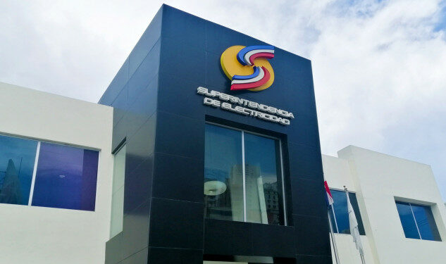 Aumento vehículos eléctricos empuja regulación  movilidad eléctrica en el país