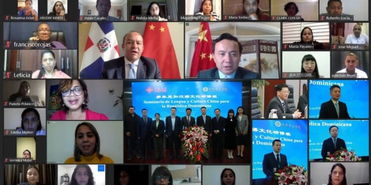 Funcionarios dominicanos participan en seminario de Lengua y Cultura China