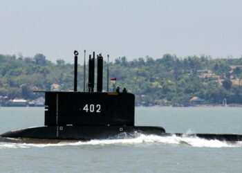 Armada indonesia pierde contacto con submarino con más de 50 personas a bordo