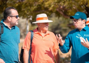 Inversionistas mexicanos visitan Cabo Rojo para conocer Plan de Desarrollo Turístico de Pedernales