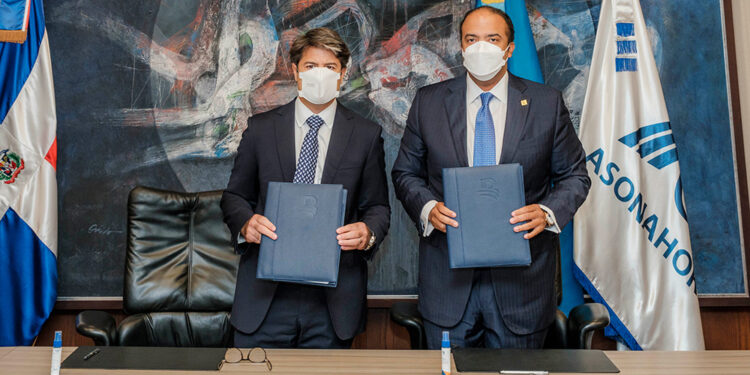 Banreservas y ASONAHORES acuerdan apoyar reactivación del turismo