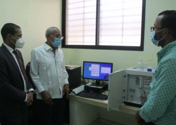 Decanato de Ciencias UASD adquiere moderno equipo de cromatografía líquida de alta eficacia-HPLC