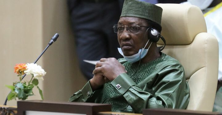 Presidente de Chad muere en combates con rebeldes