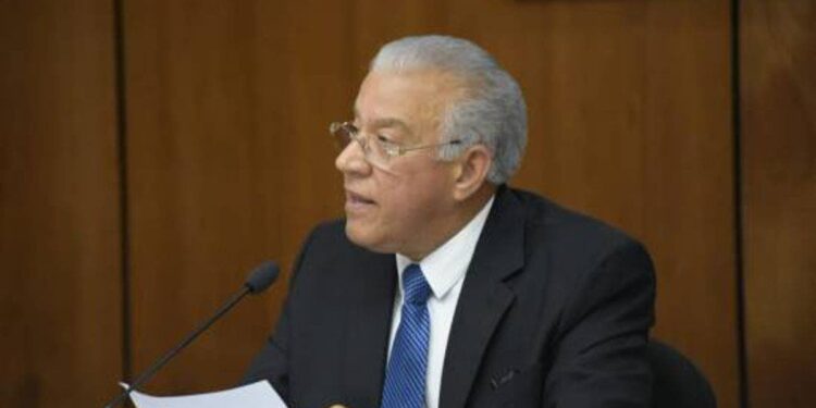 Defensa de Andrés García llama “papeles” a pruebas contra su defendido