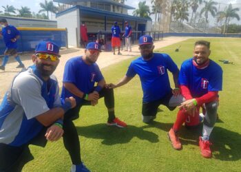 Melky Cabrera y José Bautista se reportaron a equipo RD