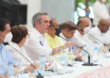 Gobierno apoyará desarrollo de empresas utilicen materia prima local