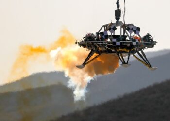 Ciencia.-China despliega en la superficie de Marte el rover Zhurong