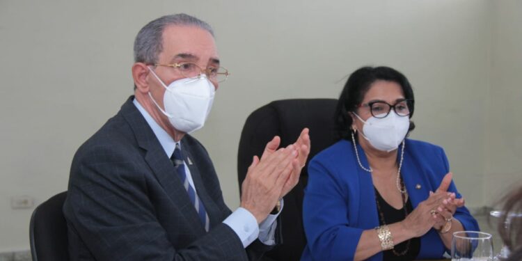 En la UASD cursan estudios 75 mil estudiantes de Santo Domingo Este