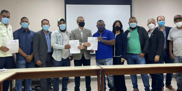 Falcombrige reanudará operaciones tras acuerdo con sindicato