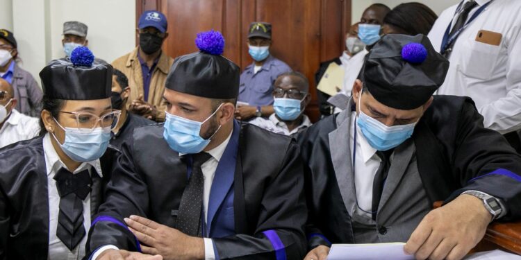 Policías no estaban supuestos a patrullar porque eran escribientes