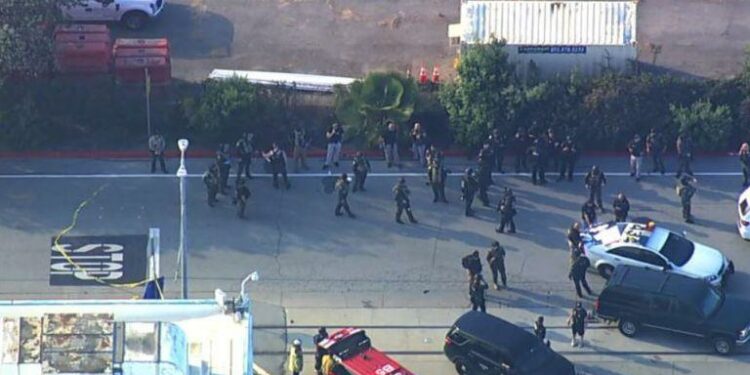 Al menos 8 muertos durante tiroteo en California, EEUU
