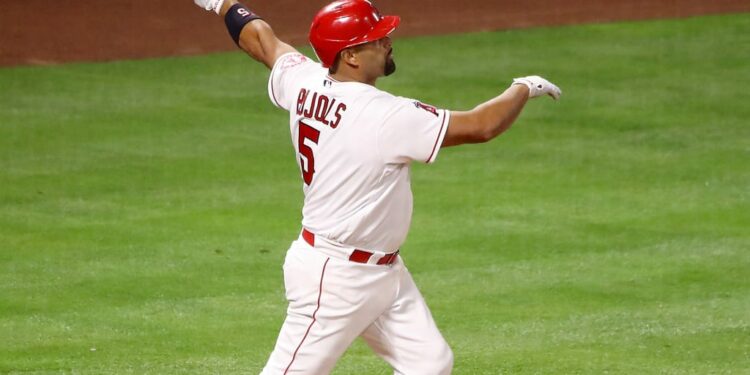 Albert Pujols firma contrato con Dodgers de Los Ángeles