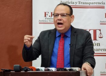 Califica de precedente peligroso el cierre de CDEEE anulando las facultades del congreso