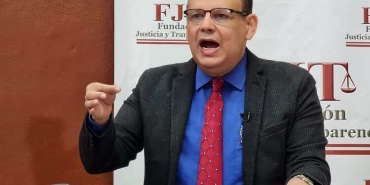 Califica de precedente peligroso el cierre de CDEEE anulando las facultades del congreso