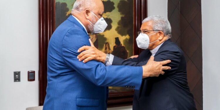 Arzobispo Ozoria: Iglesia Católica apoya la presente gestión educativa