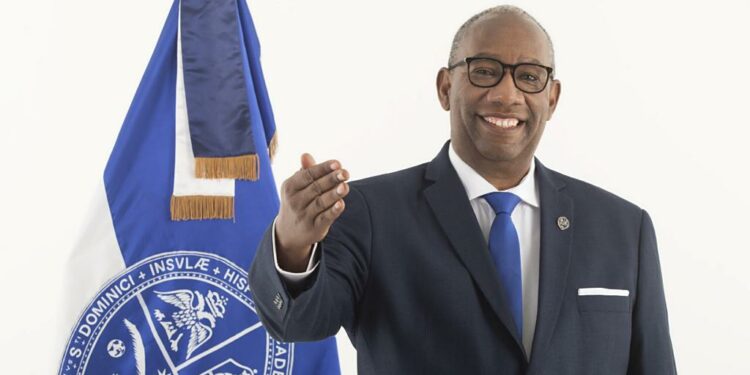 Editrudis garantiza modernización de carreras en la UASD