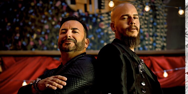 Alesi también acaba de estrenar su primer álbum musical “La nota”