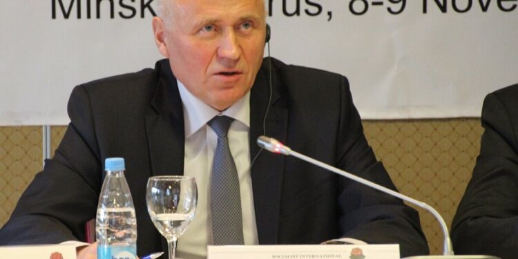 La Internacional Socialista denuncia persecución de líderes pro-democracia en Belarusia