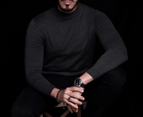 Patricio León anuncia la publicación de su nuevo libro ¿Qué pasó en Vennet?