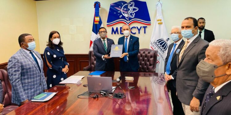 Dominicanos tendrán la oportunidad de estudiar becados en la Universidad de Oxford