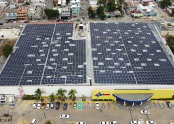 Grupo Ramos instala 12,409 paneles solares en cinco tiendas Sirena