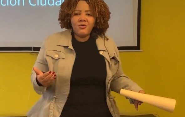 Lo que piensa esta politóloga del Parlacen