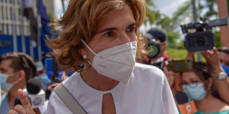 Tribunal de Nicaragua dispone arresto candidata opositora