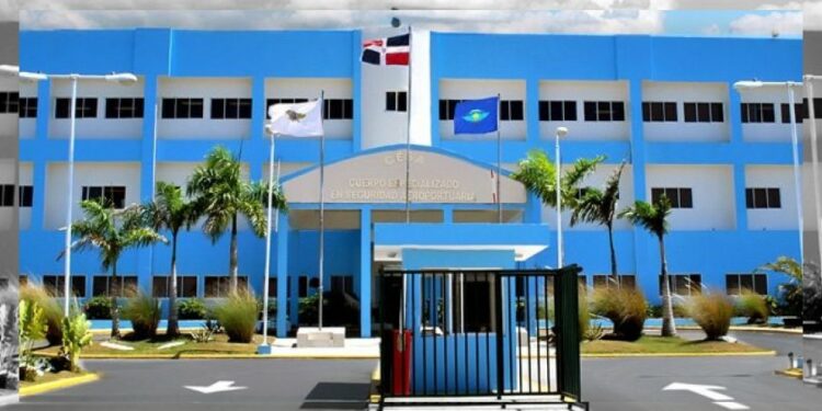 Miembros del CESAC implicados en caso de mujer llevaría droga a Nueva York