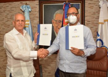 Instituciones acuerdan ‘cooperativizar’ todos los asentamientos agrarios  del país